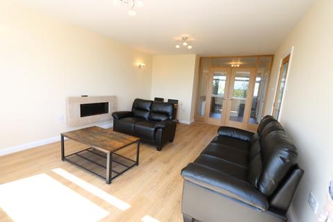 2 bedroom flat to rent, Newbold Lawn, Newbold Terrace East, Leamington Spa, CV32