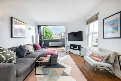 3 bedroom apartment for sale - Latchmere Road, SW11