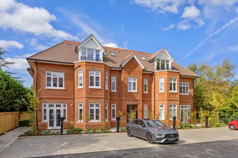 2 bedroom flat for sale, Luna Place, 45 More Lane, Esher, Surrey, KT10