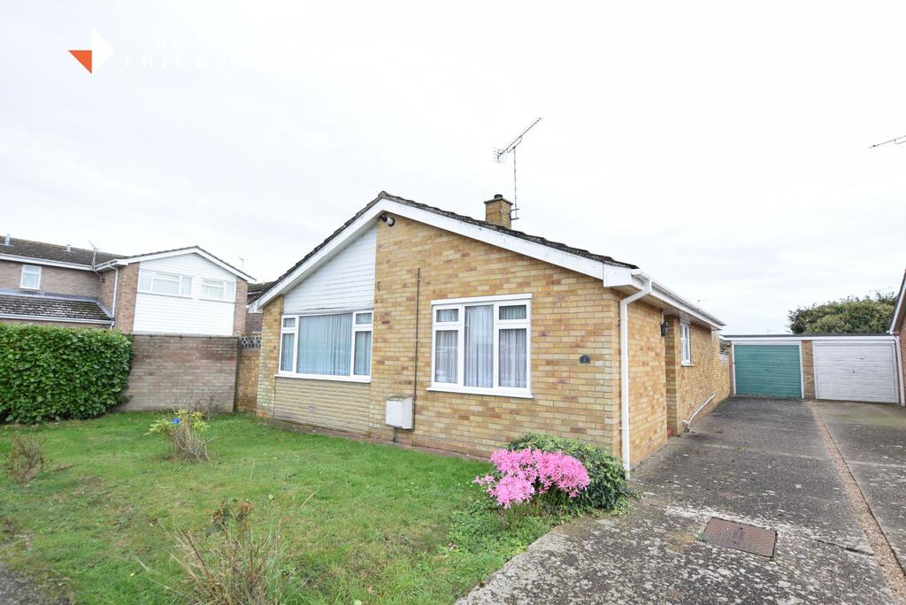 Deeping Walk, St Osyth 2 bed detached bungalow for sale £264,000
