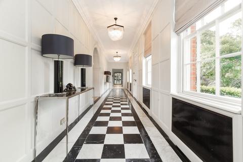 8 bedroom link detached house for sale, Hampton Court Road, East Molesey, KT8