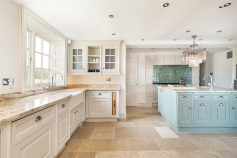 8 bedroom link detached house for sale, Hampton Court Road, East Molesey, KT8
