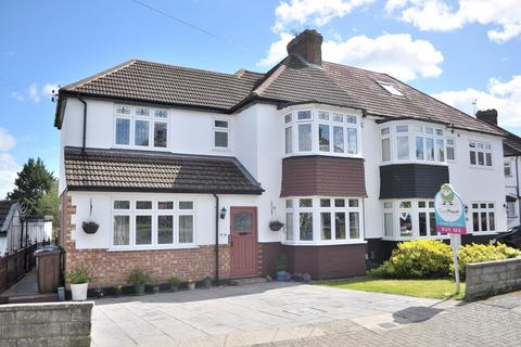 undefined, Hawthorn Drive, West Wickham BR4