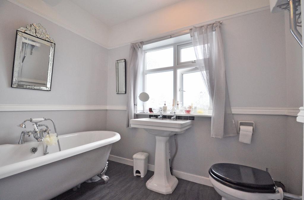 Bathroom2