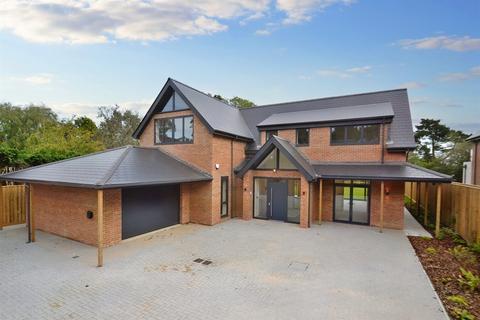 5 bedroom detached house for sale, Lytchett Matravers