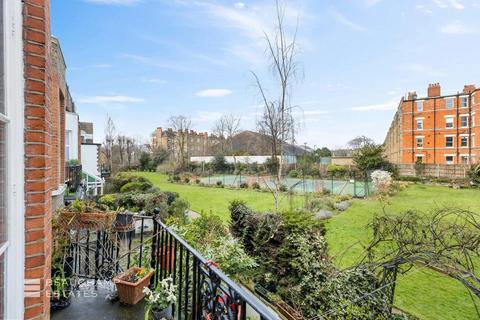 3 bedroom apartment for sale, Sutherland Avenue, London, W9