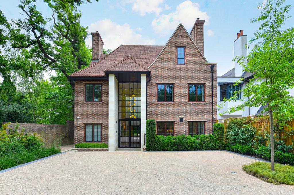 The Avenue Knolehurst, London, N2 7 bed detached house for sale