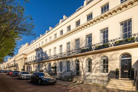 Chester Terrace, Regent's Park, NW1