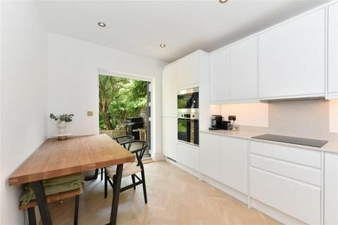3 bedroom apartment for sale - King Henrys Road, Primrose Hill, NW3