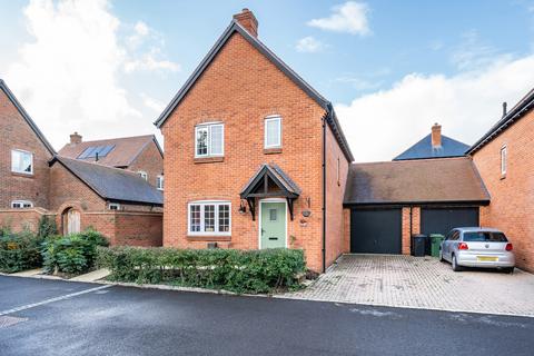 3 bedroom detached house for sale, Campion Drive, Bishops Waltham, Southampton, Hampshire, SO32