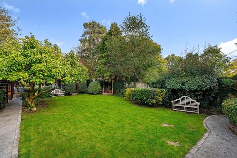 4 Pondfield Road, Bromley, BR2 7HS