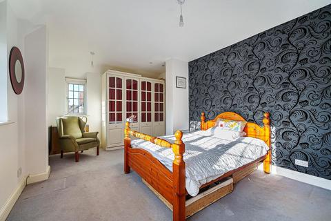 4 Pondfield Road, Bromley, BR2 7HS