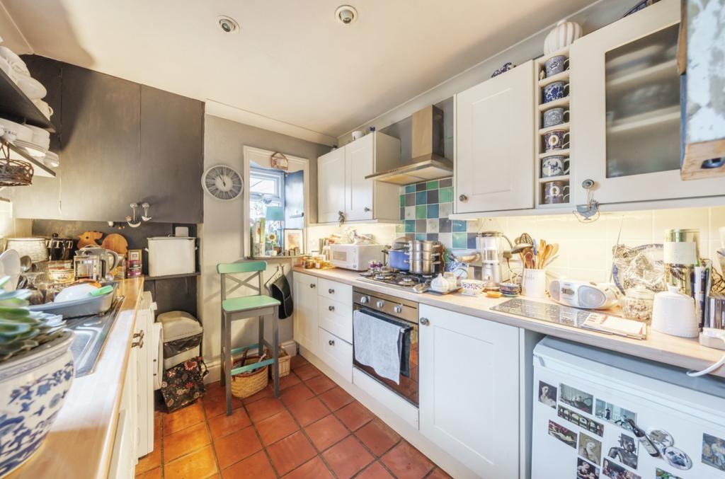 Albion Place, Grantham, Lincolnshire, NG31 3 bed terraced house for sale £225,000