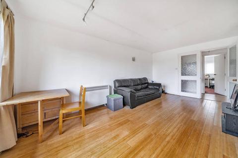 21 Wicket Road, Perivale, Greenford, UB6 8YH