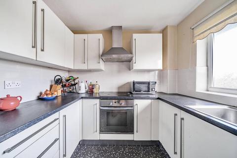 21 Wicket Road, Perivale, Greenford, UB6 8YH