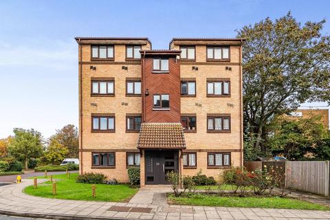 21 Wicket Road, Perivale, Greenford, UB6 8YH