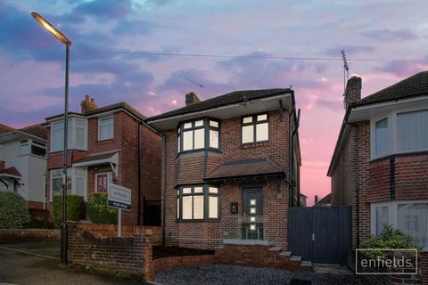 9 Halstead Road, Southampton, SO18 2PQ