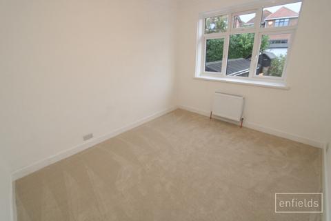 9 Halstead Road, Southampton, SO18 2PQ