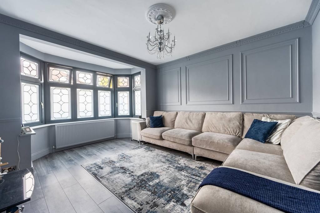 Fleetwood Road, Willesden Green, London, NW10 5 bed house for sale £