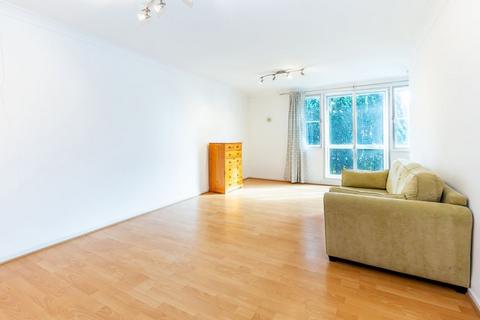 Studio to rent, NW1