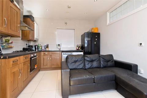 4 bedroom flat to rent, N7