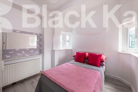 4 bedroom ground floor flat to rent - N6