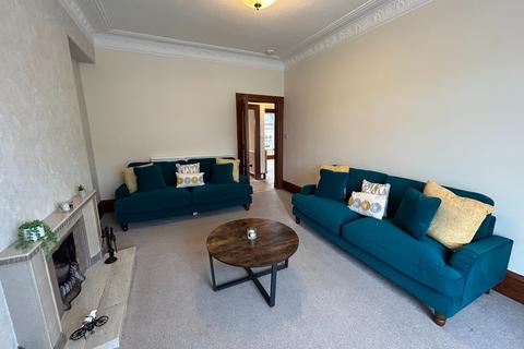 3 bedroom flat for sale, Desswood Place, The West End, Aberdeen, AB25