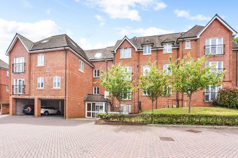 2 bedroom flat for sale, OASTHOUSE DRIVE HORNDEAN