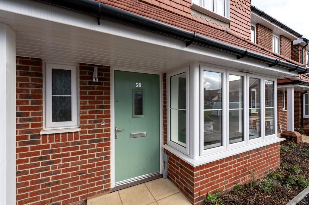 Mayflower Meadow, Platinum Way, Angmering, West Sussex, BN16 3 bed semi