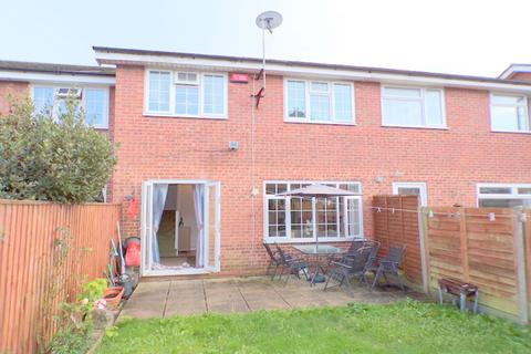 22 Ampfield Road, Bournemouth, BH8 0ET