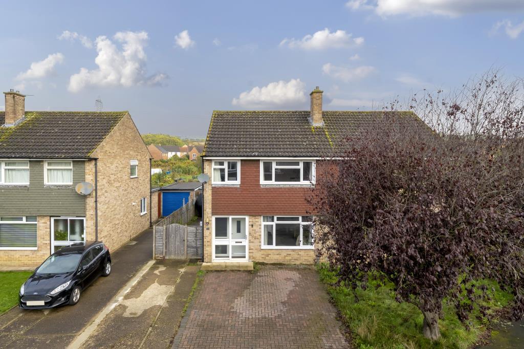 Botley, Oxford, OX2 3 bed semidetached house for sale £425,000
