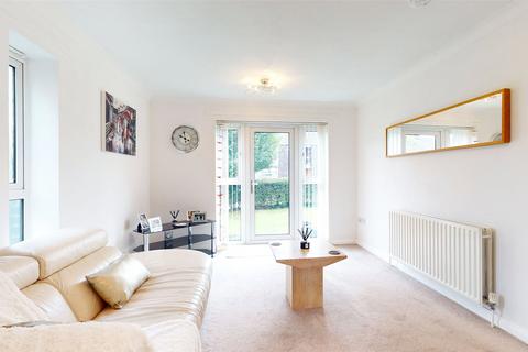 Flat 3, Wootten House Cherrydown West, Basildon, SS16 5GB