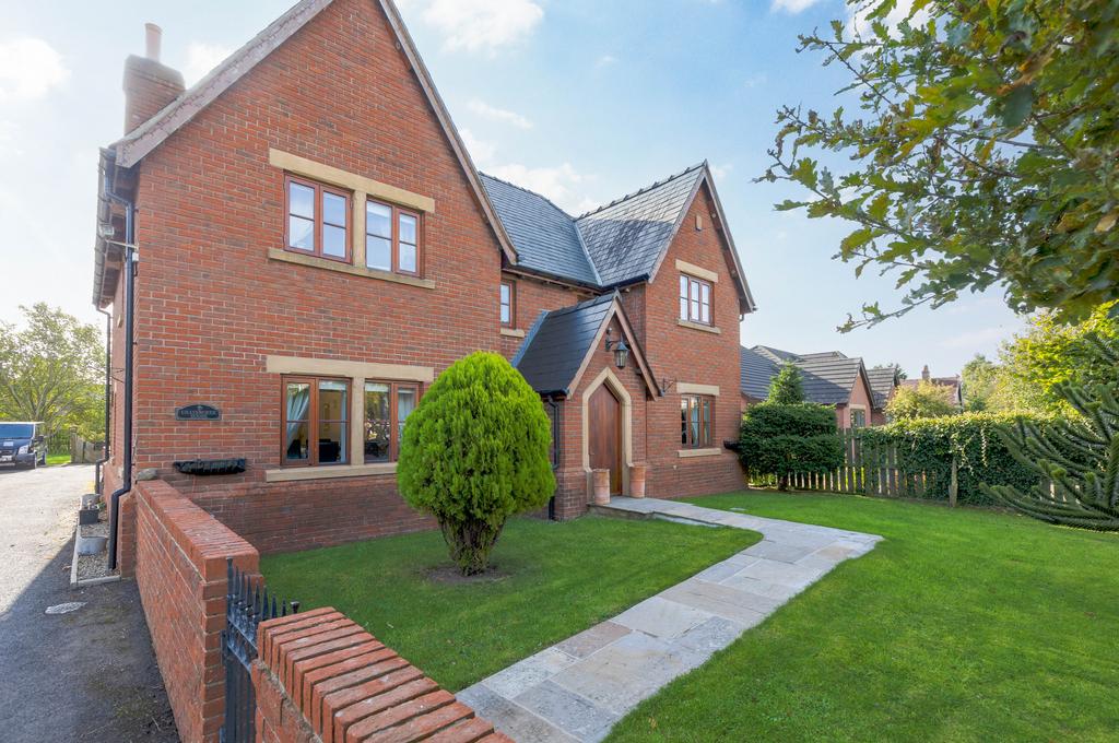 Garstang Road, Preston PR3 4 bed detached house £599,950