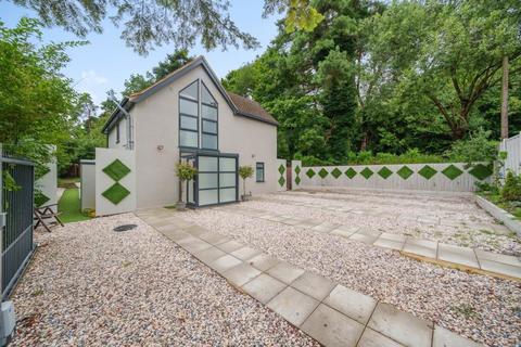 4 bedroom detached house for sale - Deepcut Bridge Road, Camberley, Surrey, GU16 6QT