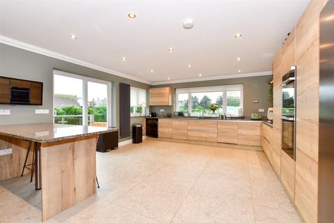 4 bedroom detached house for sale, Marine Drive, Broadstairs, Kent