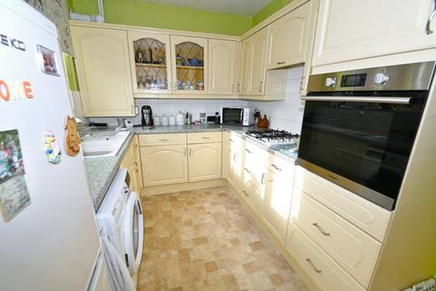 3 bedroom terraced house for sale, Stanley Green West, Langley, Berkshire, SL3