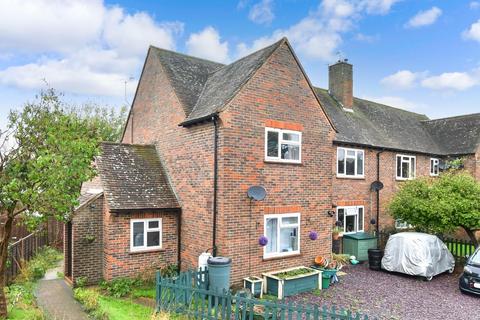 2 bedroom maisonette for sale, Glebe Road, Cranleigh, Surrey