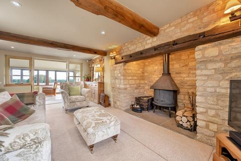 3 bedroom detached house for sale, Barnwell Road, Oundle, PE8