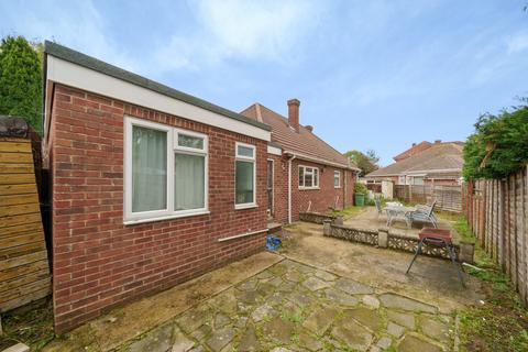 10 Botley Road, Southampton, SO19 0NS