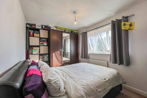 2 bedroom semi-detached house for sale, Ealinger Way, Pendlebury, Swinton, M27