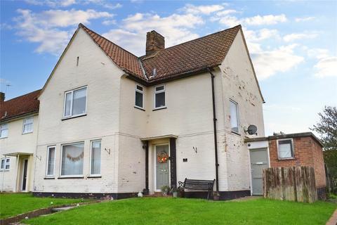 4 bedroom end of terrace house for sale, Romyn Close, Bridlington, East  Yorkshire, YO16