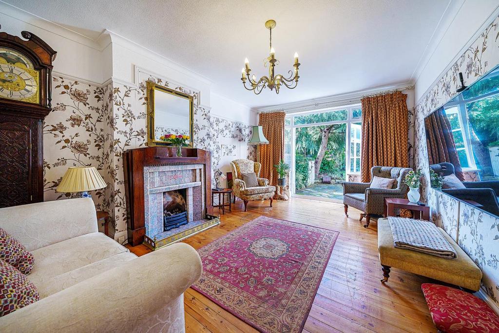 Greenways, Beckenham 4 bed semidetached house for sale £1,100,000