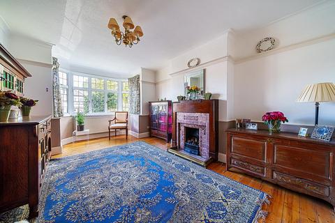 48 Greenways, Beckenham, BR3 3NQ