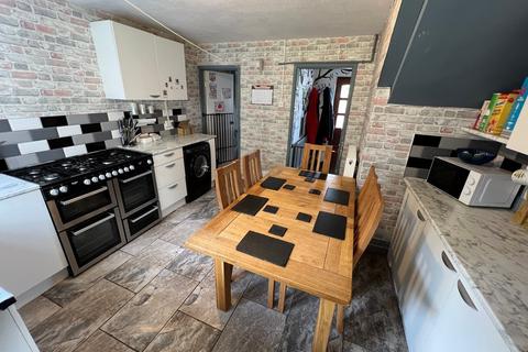 84 Buckley Road, Tonypandy, CF40 2LP
