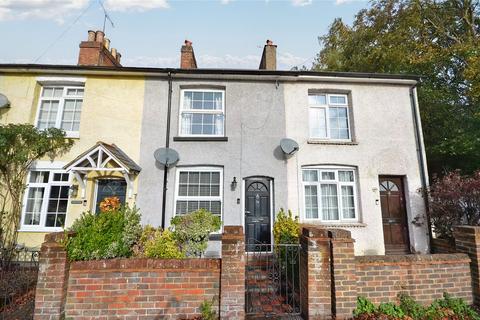 2 bedroom terraced house to rent, Upper Hale Road, Farnham, Surrey, GU9