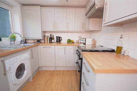 2 bedroom terraced house to rent, Upper Hale Road, Farnham, Surrey, GU9