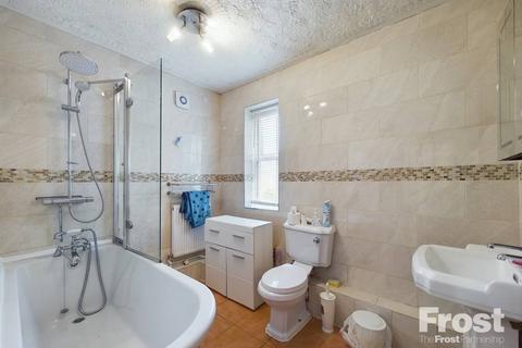 249 Woodthorpe Road, Ashford, TW15 3NJ