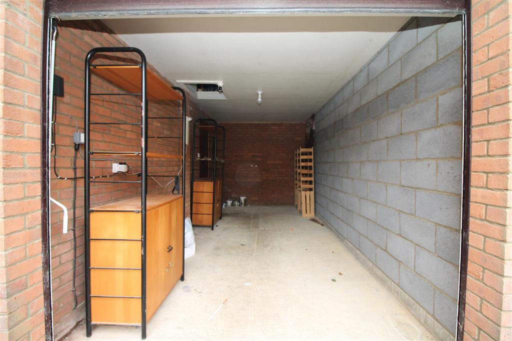 Single Garage