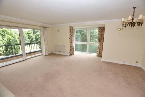 3 bedroom apartment for sale, St. Mary's Walk, Harrogate, HG2