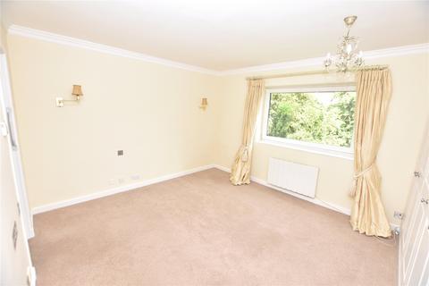 3 bedroom apartment for sale, St. Mary's Walk, Harrogate, HG2